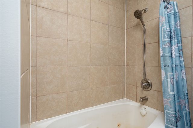 242 N Bickett Road, Xenia, OH 45385