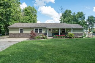 242 N Bickett Road, Xenia, OH 45385