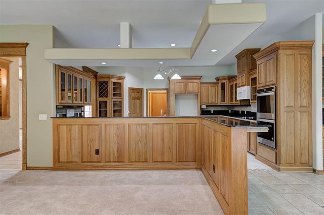 14405 Fossil Creek Lane, Oklahoma City, OK 73134