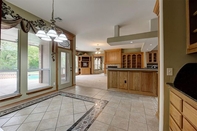 14405 Fossil Creek Lane, Oklahoma City, OK 73134