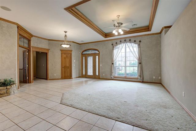 14405 Fossil Creek Lane, Oklahoma City, OK 73134