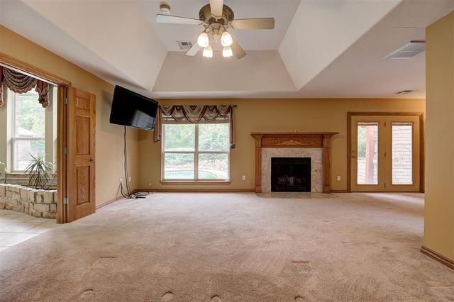 14405 Fossil Creek Lane, Oklahoma City, OK 73134