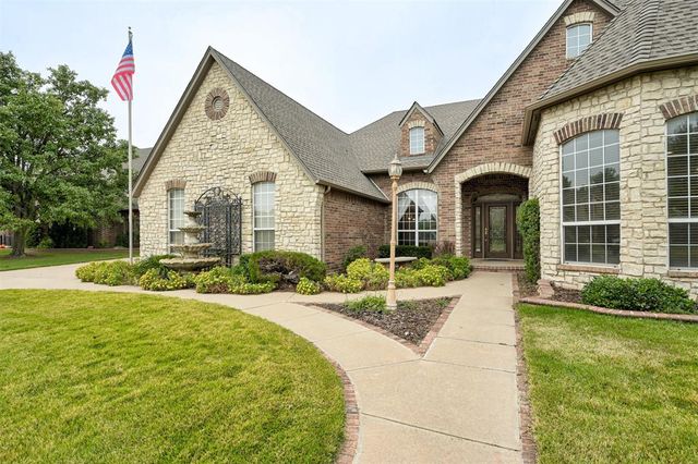 14405 Fossil Creek Lane, Oklahoma City, OK 73134