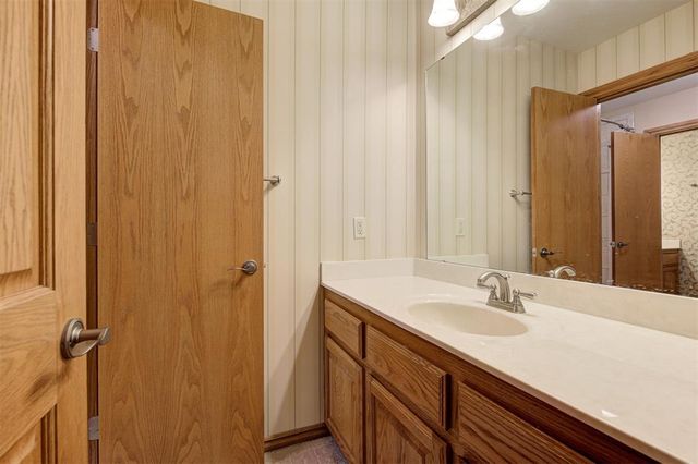 14405 Fossil Creek Lane, Oklahoma City, OK 73134