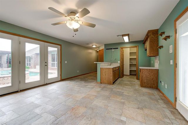 14405 Fossil Creek Lane, Oklahoma City, OK 73134