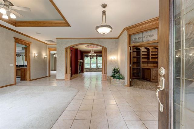 14405 Fossil Creek Lane, Oklahoma City, OK 73134