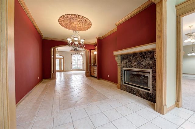 14405 Fossil Creek Lane, Oklahoma City, OK 73134