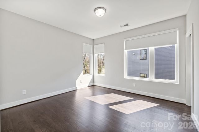 928 Westbrook Drive B, Charlotte, NC 28202