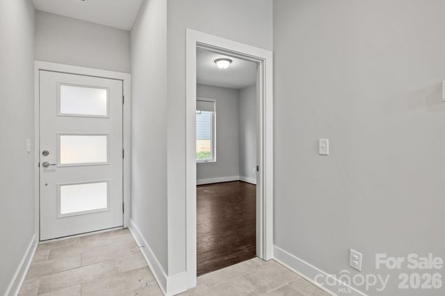 928 Westbrook Drive B, Charlotte, NC 28202