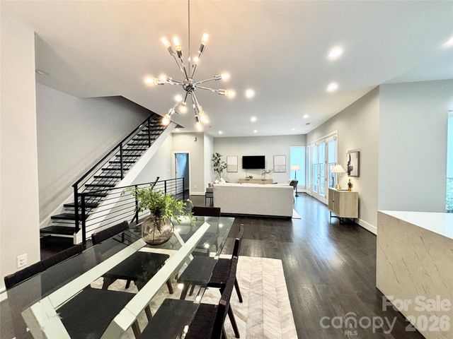 928 Westbrook Drive B, Charlotte, NC 28202