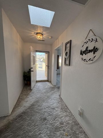 1221 La Charles Drive NE, Albuquerque, NM 87112