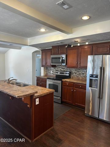 1105 Hickory Avenue, Panama City, FL 32401