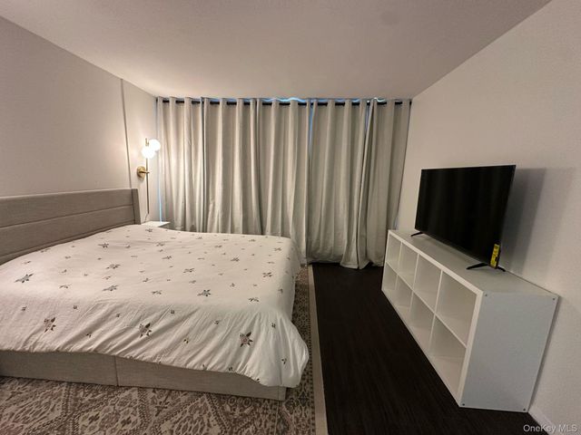 150-38 Union Turnpike 8L, Flushing, NY 11367