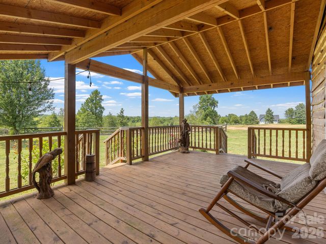 232 Blue Mountain Lane, Tryon, NC 28782