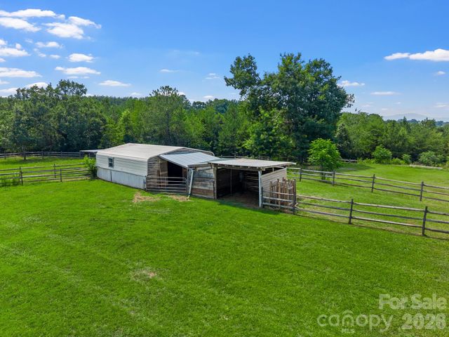 232 Blue Mountain Lane, Tryon, NC 28782