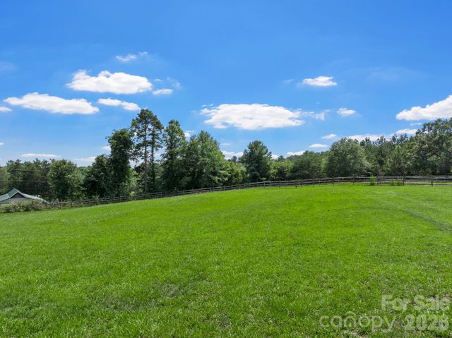 232 Blue Mountain Lane, Tryon, NC 28782