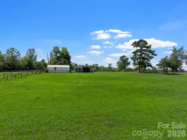232 Blue Mountain Lane, Tryon, NC 28782
