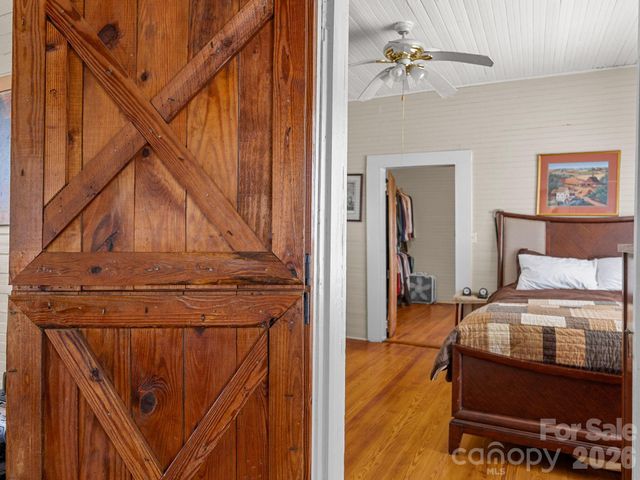 232 Blue Mountain Lane, Tryon, NC 28782