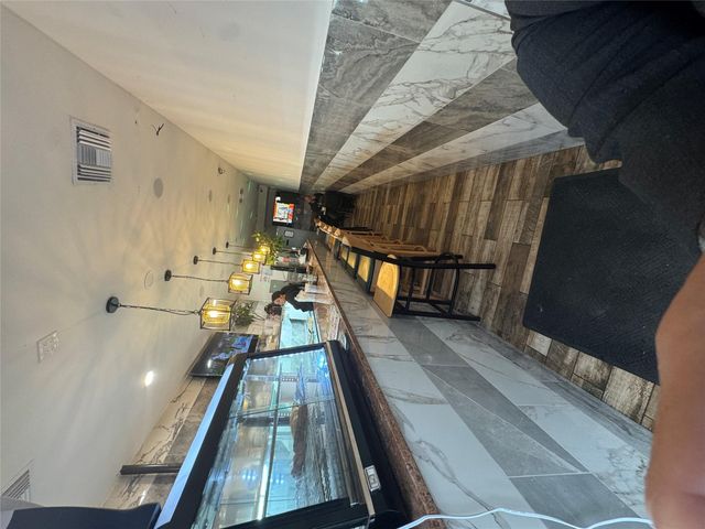 554 W 181st Street, New York (manhattan), NY 10033