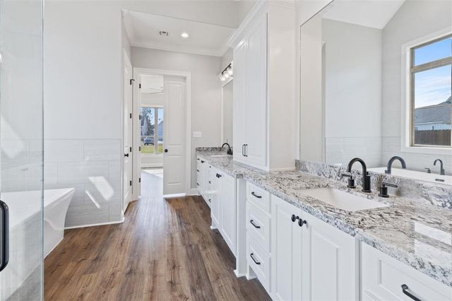 938 Northlake Court, Lake Charles, LA 70611