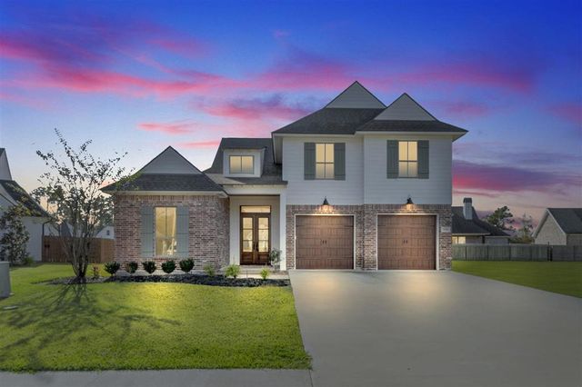 938 Northlake Court, Lake Charles, LA 70611