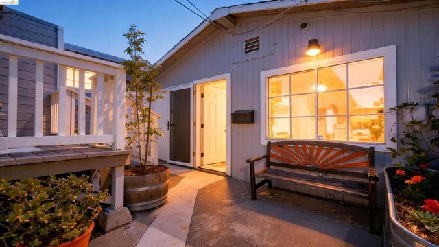 1816 39Th Ave, Oakland, CA 94601