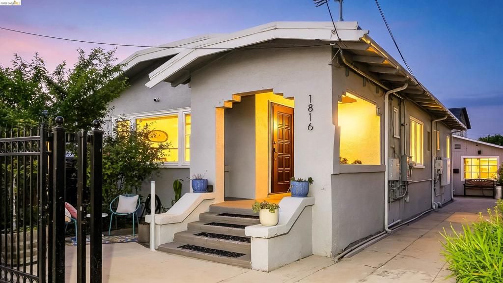 1816 39Th Ave, Oakland, CA 94601