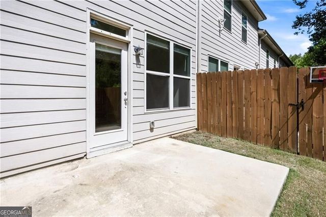 5825 Radford Loop, Fairburn, GA 30213