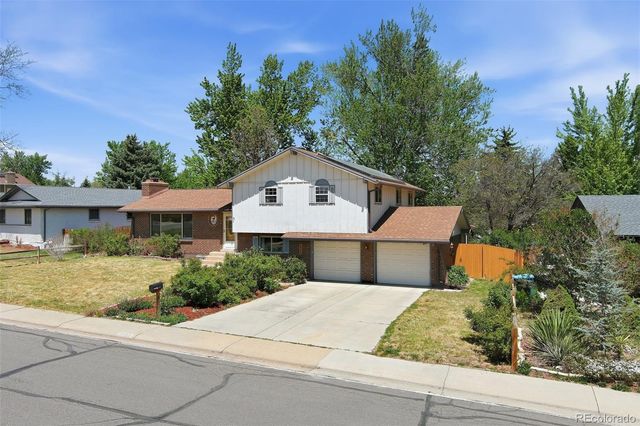 8623 W Warren Drive, Lakewood, CO 80227
