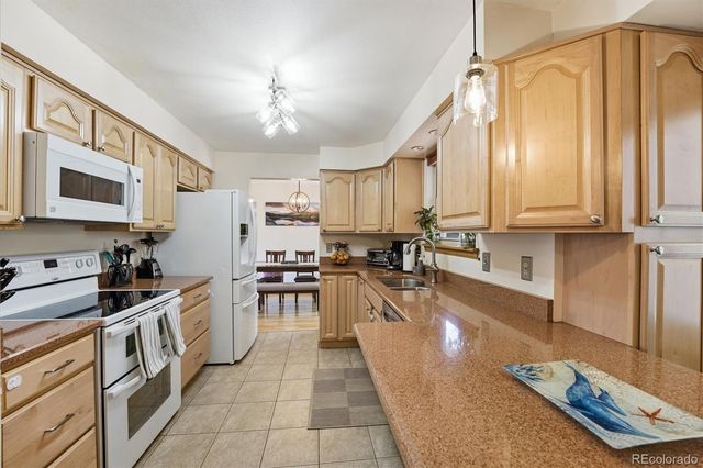 8623 W Warren Drive, Lakewood, CO 80227