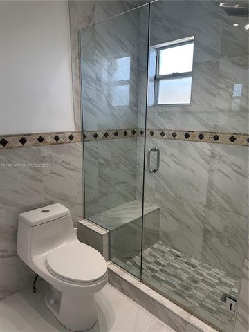 1922 NW 4th St A, Miami, FL 33125