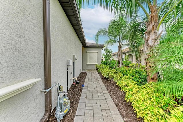 5314 WHITE SAND COVE, Bradenton, FL 34211
