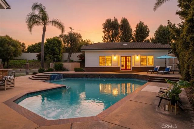 18998 Buckskin, Yorba Linda, CA 92886