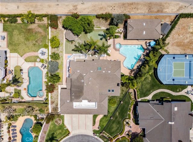 18998 Buckskin, Yorba Linda, CA 92886