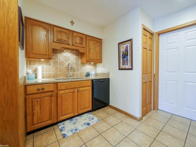 1950 Jackson Street, Saint Clair, MI 48079