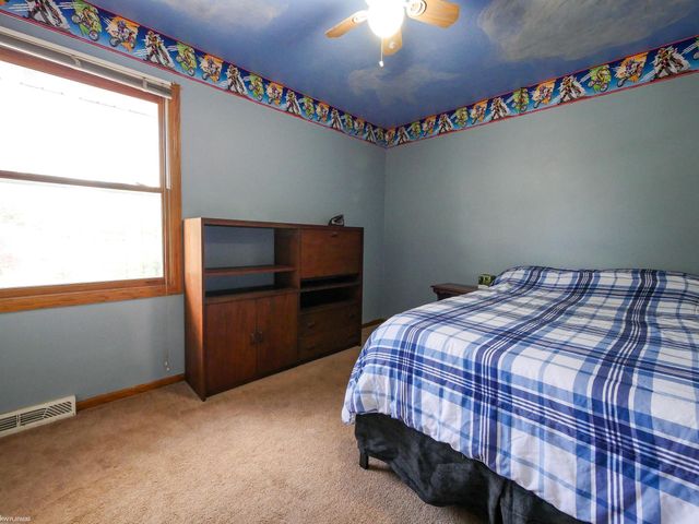 1950 Jackson Street, Saint Clair, MI 48079