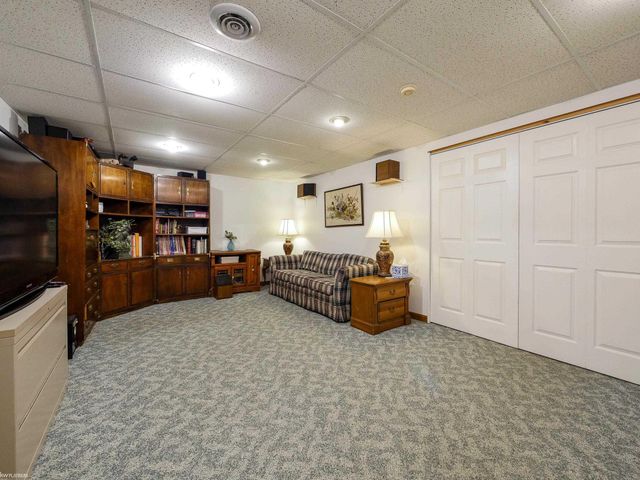 1950 Jackson Street, Saint Clair, MI 48079