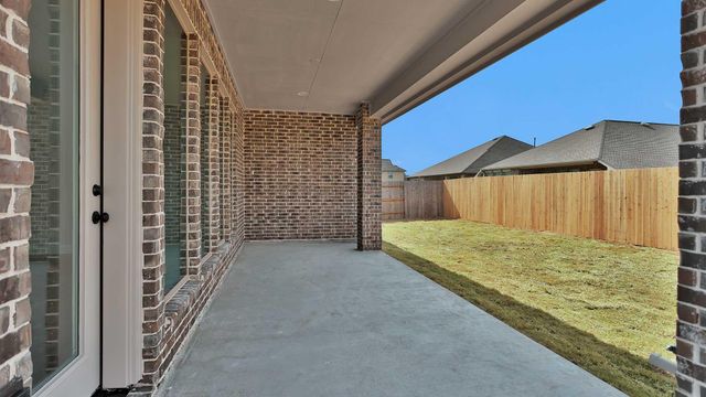 2110 Pine Acre Drive, Richmond, TX 77469