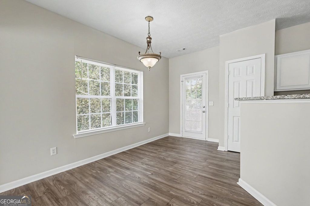 4102 Robin Circle, Atlanta, GA 30349 — photo 4