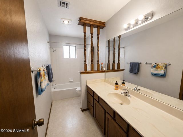 964 Valle Hermosa, Las Cruces, NM 88005