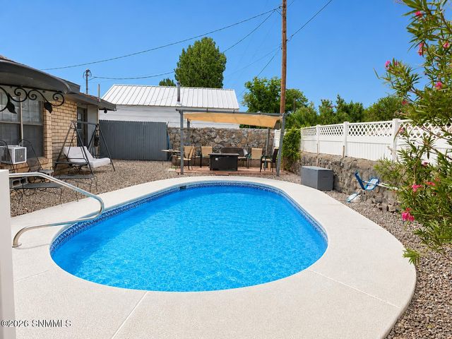 964 Valle Hermosa, Las Cruces, NM 88005