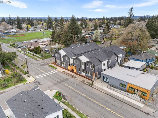 7191 Se Crystal Springs Blvd 9, Portland, OR 97206