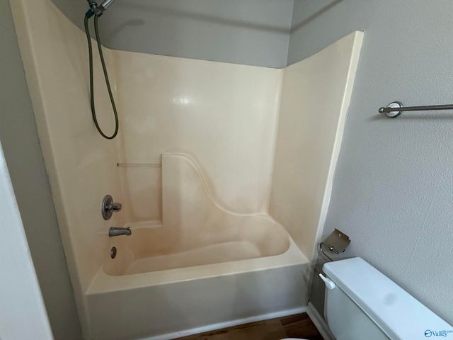 143 Hollington Drive NE, Huntsville, AL 35811