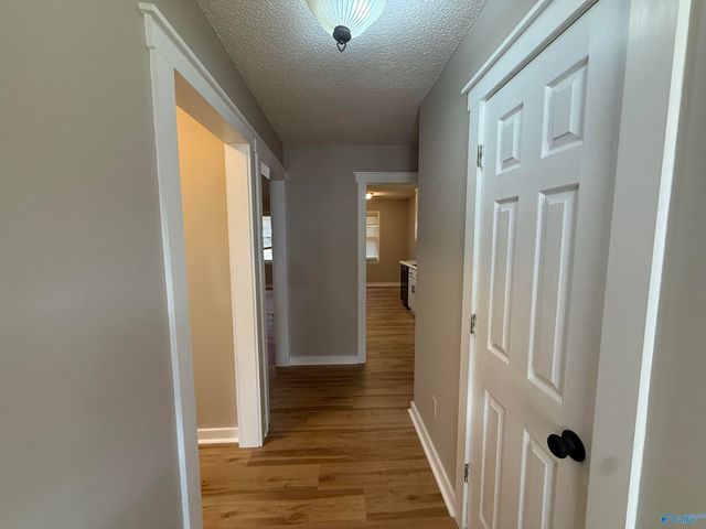 143 Hollington Drive NE, Huntsville, AL 35811