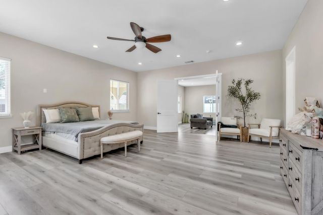 7680 Old Auburn Rd, Citrus Heights, CA 95610