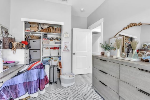 7680 Old Auburn Rd, Citrus Heights, CA 95610