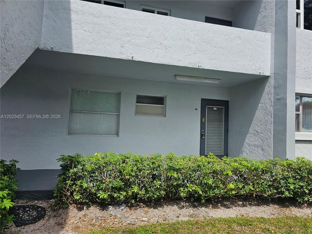 8380 Sands Point Boulevard J110, Tamarac, FL 33321