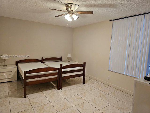 8380 Sands Point Boulevard J110, Tamarac, FL 33321