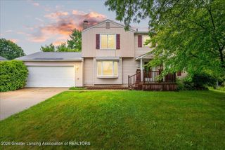 2229 Ridgeline Drive, Lansing, MI 48912