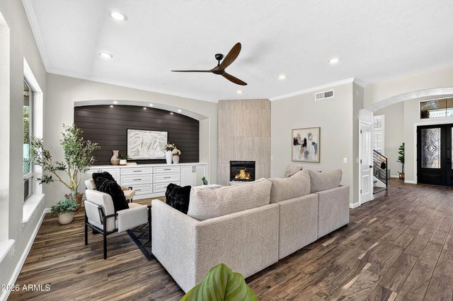 1933 E GEMINI Place, Chandler, AZ 85249